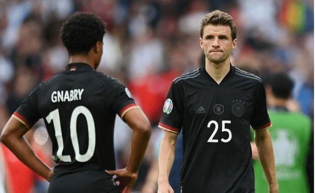 临近季后赛 临近季后赛