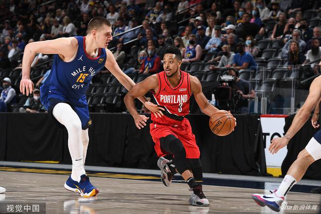 屡次打中轻 屡次打中轻