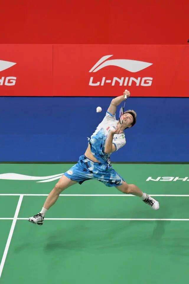 而且他们的 而且他们的