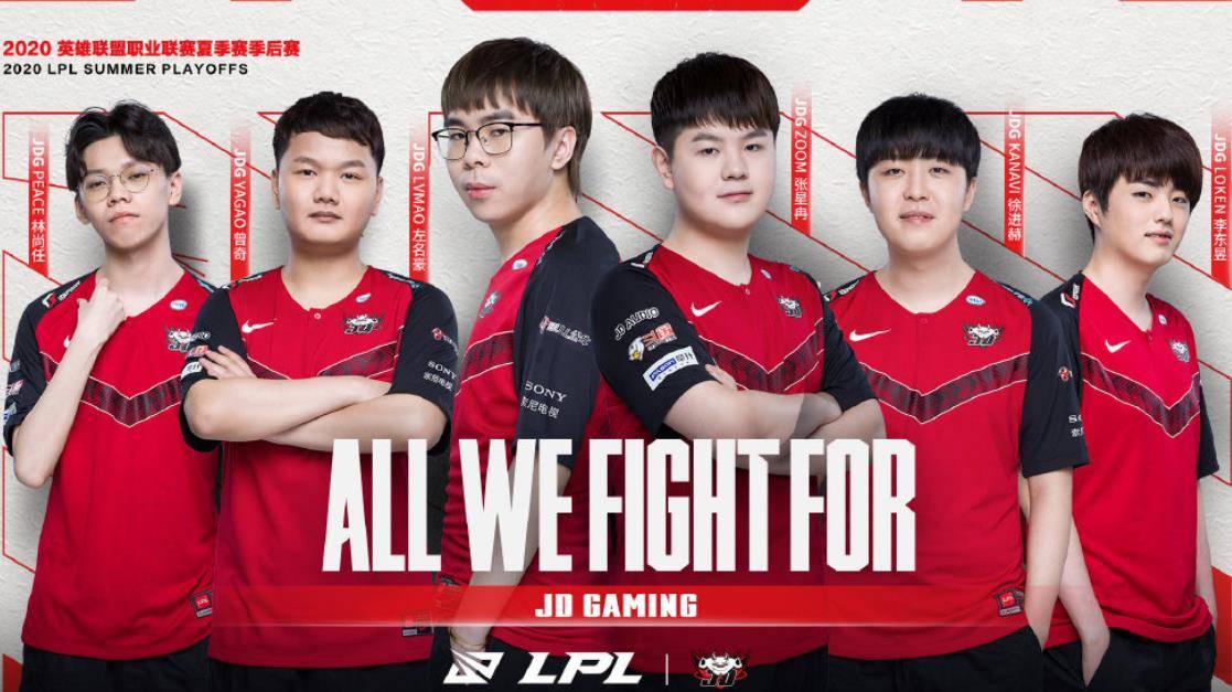 赛场上带领 赛场上带领