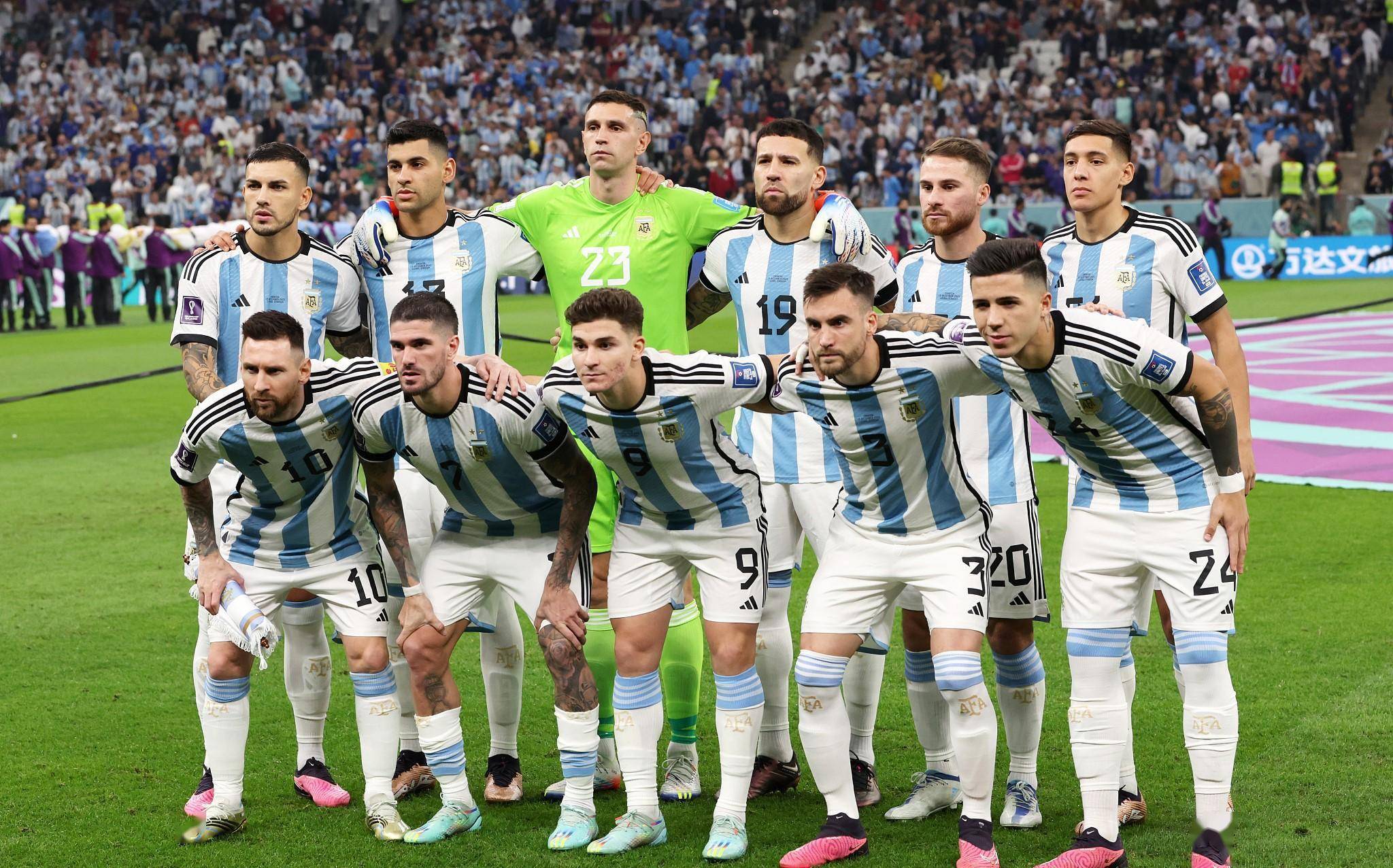 布朗此前与 布朗此前与